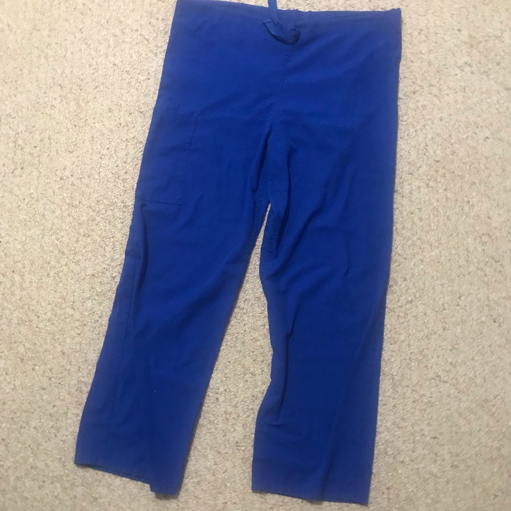 Men’s royal blue Cherokee pant scrub!